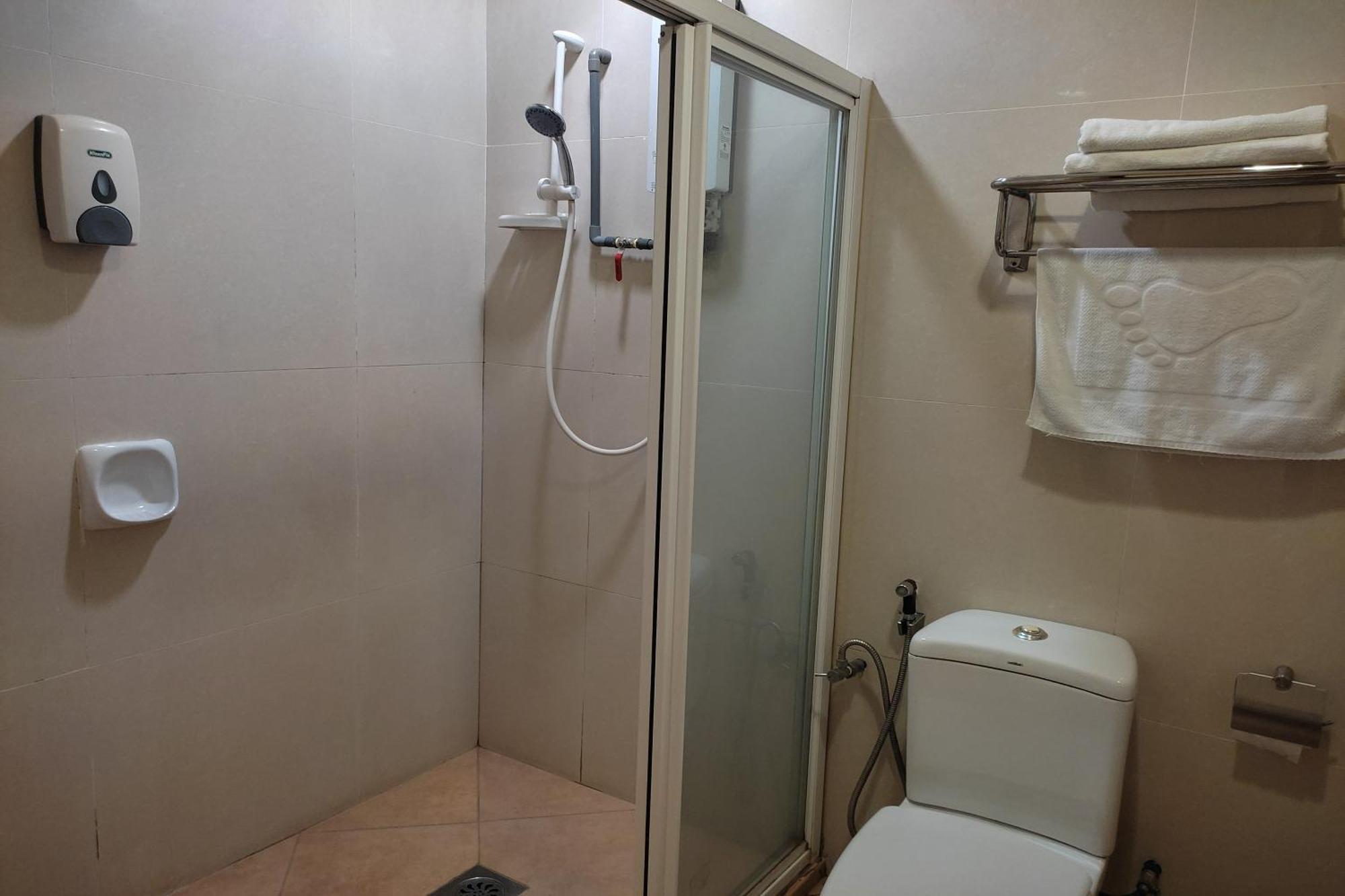 Hotel D'New 1 Kk Sabah Donggongon Bagian luar foto